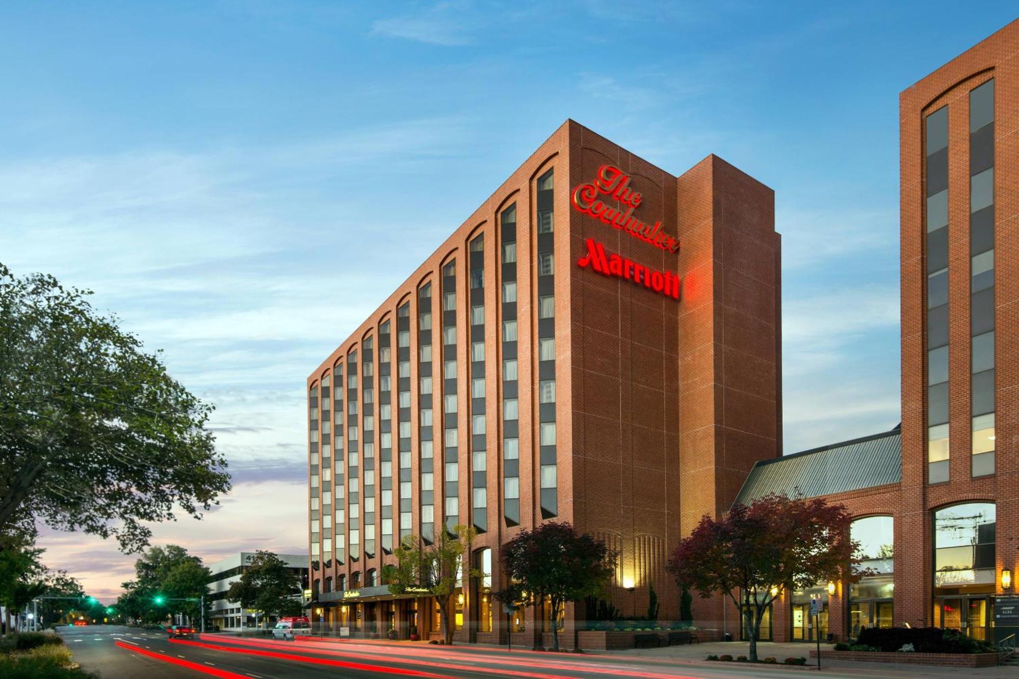 The Lincoln Marriott Cornhusker Hotel Exterior photo